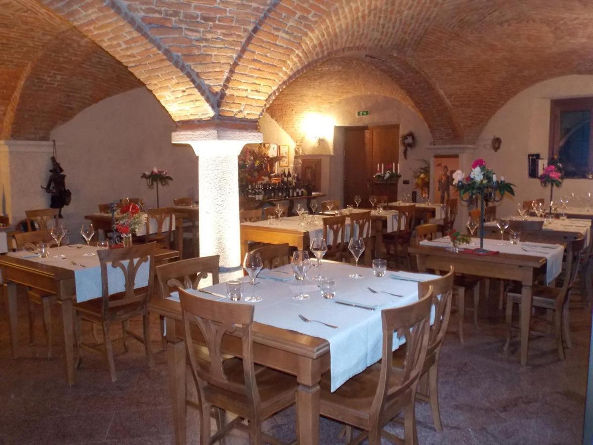 A' La Table Du Sommelier *